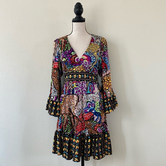 BETSY JOHNSON | Boho 🌸 multicolor Angel Wing Bell Sleeve Mini Dress size 8 - Picture 1 of 14